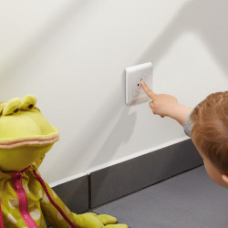 PRISE 2P+T SURFACE MOSAIC 2 MODULES AVEC CONNEXION BORNES AUTOMATIQUES - BLANC